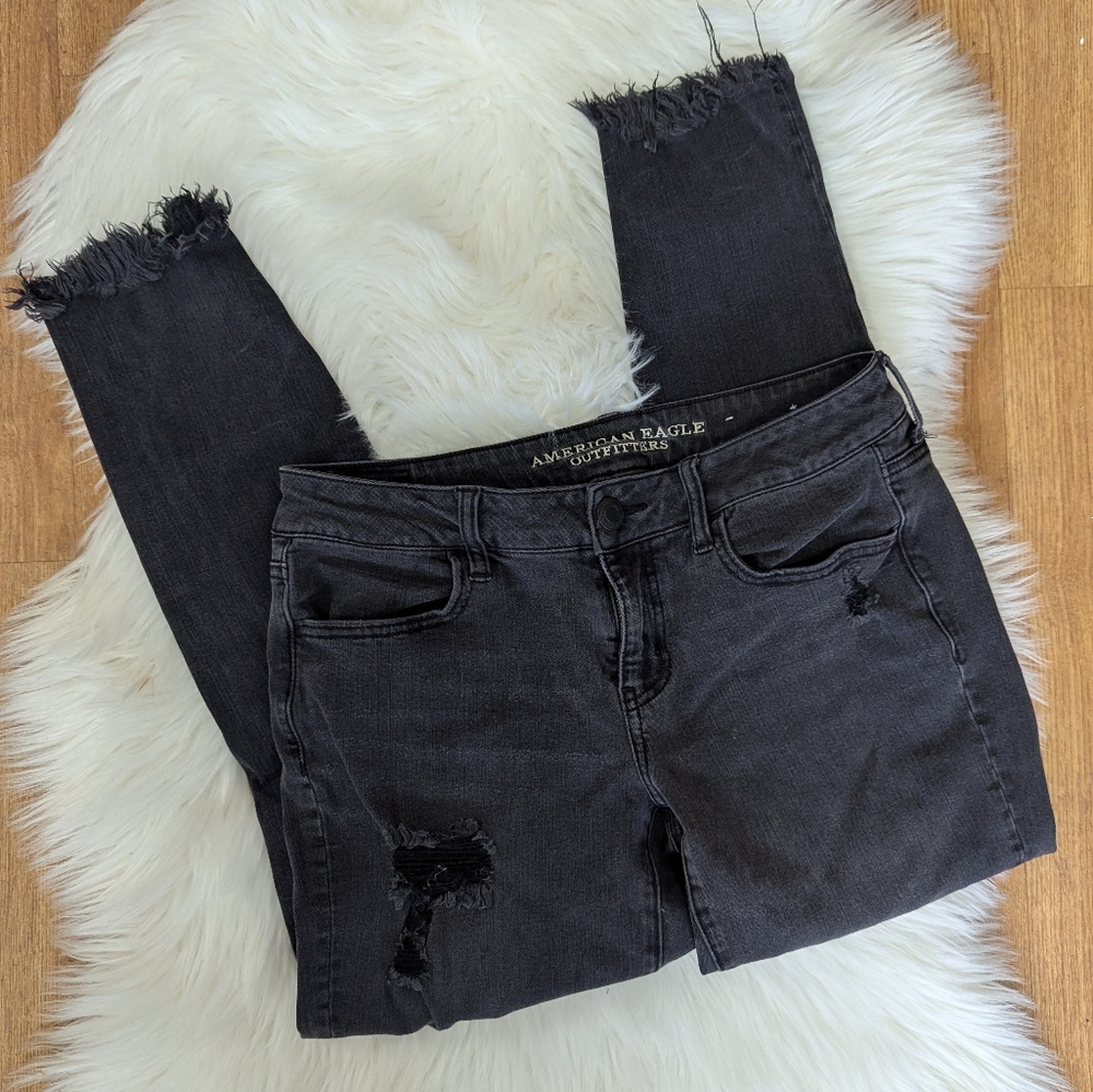 American Eagle Super Low Jegging Black Distressed